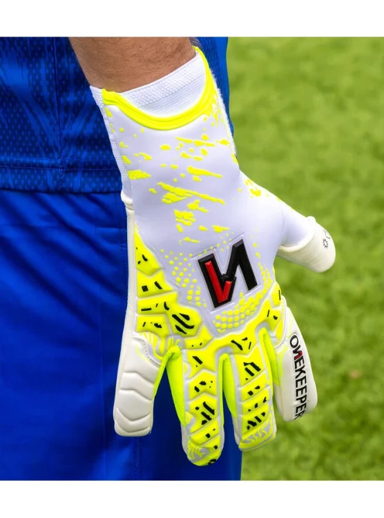 onekeeper-iconic-fluo-yellow (1).webp