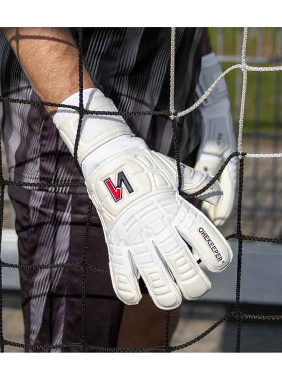 onekeeper-solid-white (3).webp