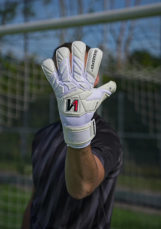 Onekeeper Solid White 2.0 – hybrydowy krój palców